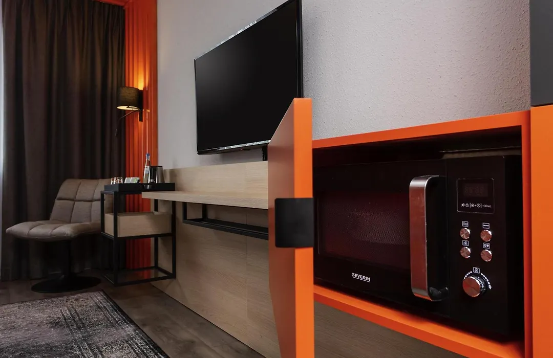 Ibis Styles Berlin Treptow-1